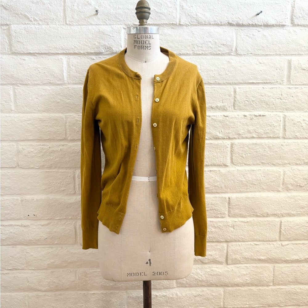 Mustard Cardi